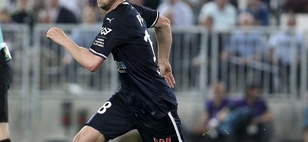 关于尼姆客场惊险胜出，终结亚眠不败纪录的信息