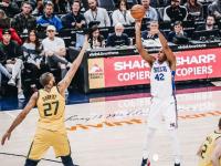 公牛队负于爵士队，客场遭遇两连败