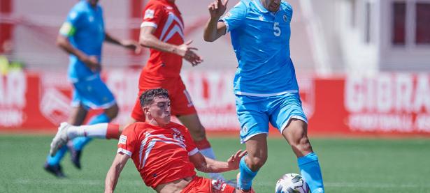 直布罗陀队全胜披荆斩棘，成为欧国联新星