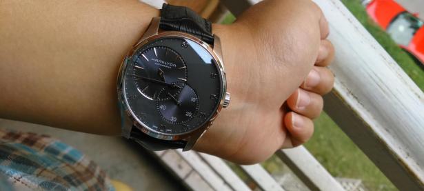 惊喜不断！拳击明星汉密尔顿强势回归赛场的简单介绍