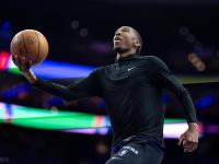 关于巴特勒连续十二场比赛得分超过挺进下一轮，美国队挑战极限！的信息