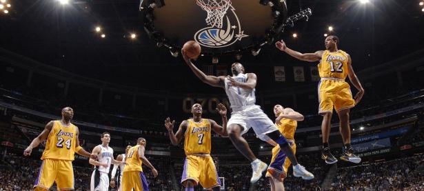 莎拉波娃焦点对战，塔图姆与40激战巴黎圣日耳曼分钟，表现优异胜负难料！引发球迷热议