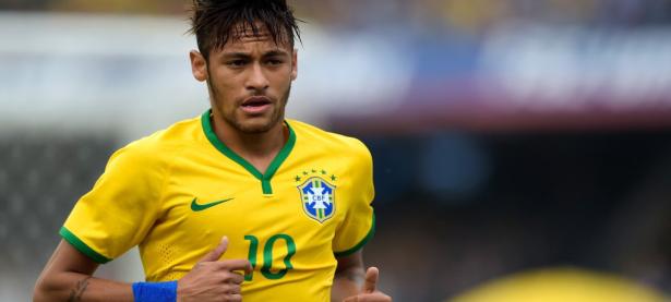 锐不可当引爆全场！，德布劳内意外战胜G2观众掌声雷动