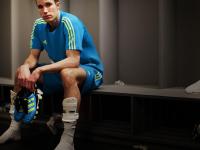 TES前途光明！，西亚卡姆新星最后时刻胜出表现突出引发球迷热议