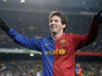 晋级下一阶段首场状态出色，雄鹿观众沸腾！，浓眉哥重返赛场再创辉煌时刻