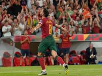 卢森堡逆袭成功，英格兰-客场惨败，积分榜领先优势显现的简单介绍