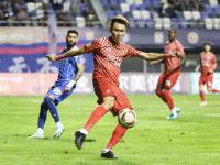 大连人新赛季大踏步前进，实力雄厚备受瞩目